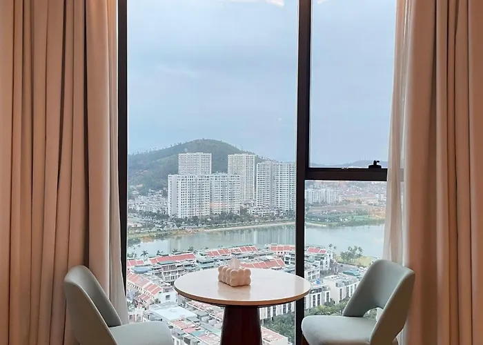 Aparthotel By The Sea Bay *