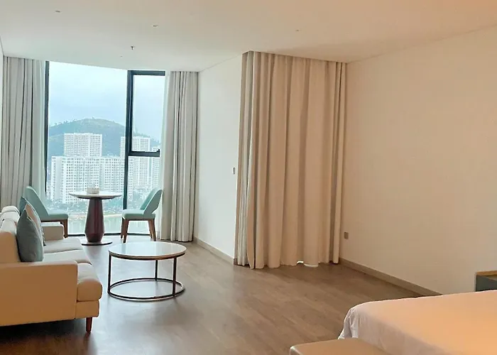 Aparthotel By The Sea Bay
