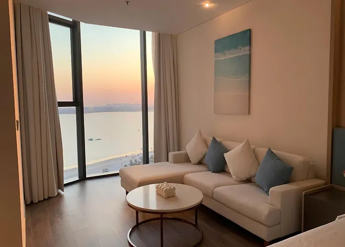 Aparthotel By The Sea Bay Ha Long