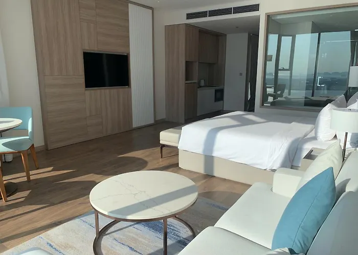 Aparthotel By The Sea Bay