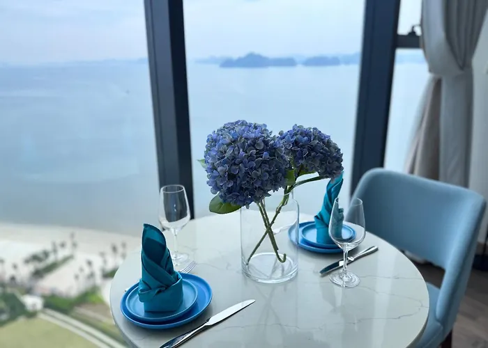 By The Sea Bay * Ha Long
